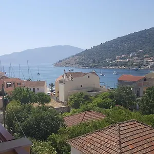 Ξενοδοχείο μουστάκης, Αγία Ευφημία